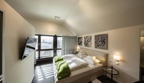 Suite Himmelstürmer with Balcony and Garden View