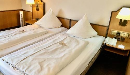 Economy Twin Room