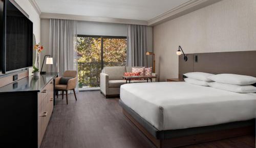 King Room with Balcony