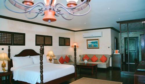 Honeymoon Suite