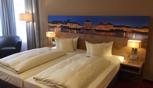 Large Double Room
