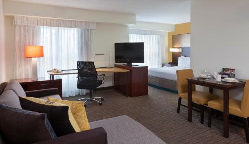 Queen Studio with Sofa Bed