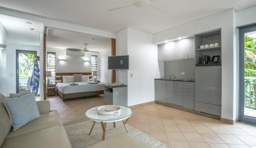 Superior Suite with Sea View - Free Wifi & Parking