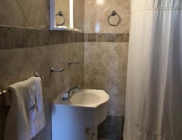 Apartment (4 Adults)