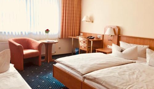 Large Double Room