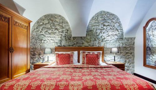 Standard Double Room with Parking No Daylight 