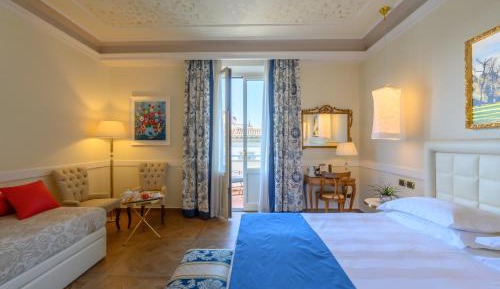 Deluxe Double or Twin Room with Balcony