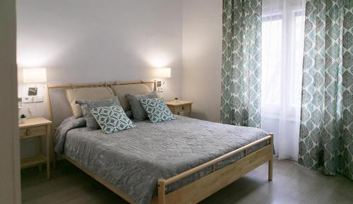 Exterior Double or Twin Room with Private Bathroom