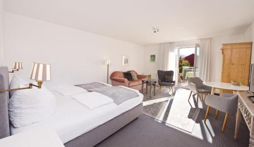 Triple Room with Balcony
