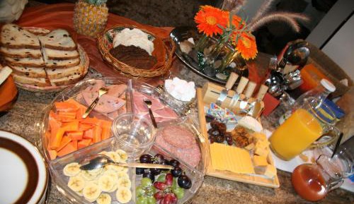 Family Room with Mountain View