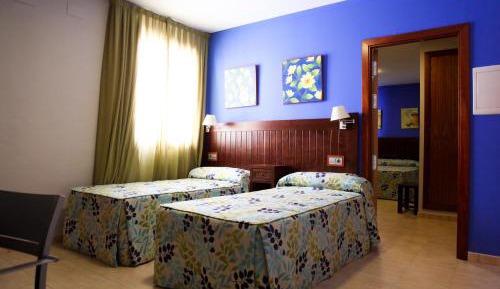 Two Connecting Double Rooms