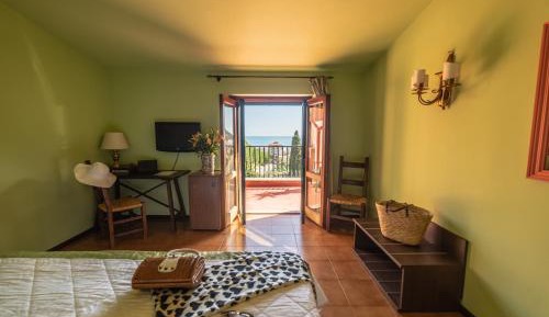 Superior Double or Twin Room with Sea View