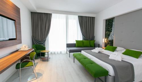Double or Twin Room with View
