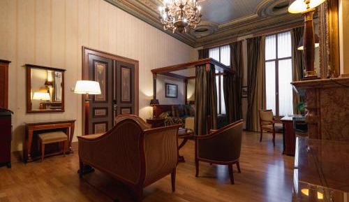 Superior Suite