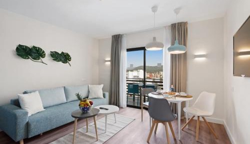Family Suite (3 Adults)