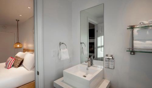Queen Room with Sea View