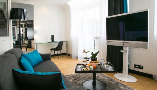 "Joséphine" Suite with Terrace and Jacuzzi 