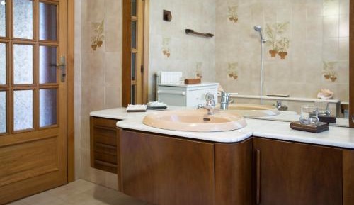 King Room with Garden View