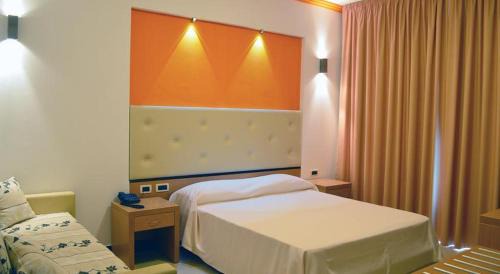 Deluxe Double or Twin Room with Balcony