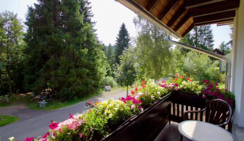Studio Apartment with Balcony