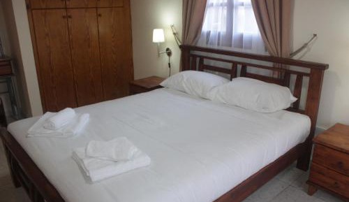 Double Room with Balcony (2 Adults + 1 Child)