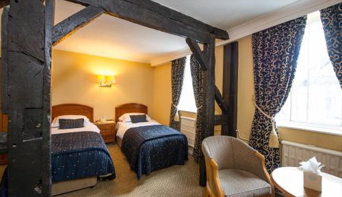 Standard Twin Room