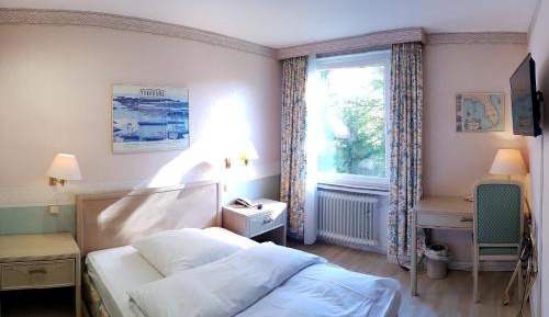 Standard Single Room