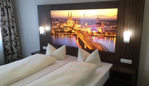 Room #6488307