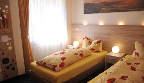 Small Twin Room
