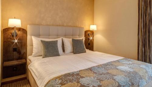 Suite with Garden Access