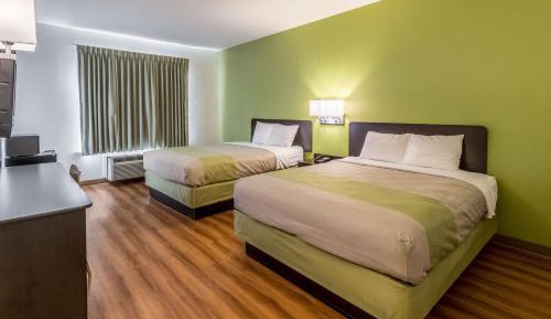 Quadruple Room - Non-Smoking