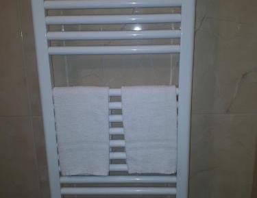 Twin Room with Private Bathroom