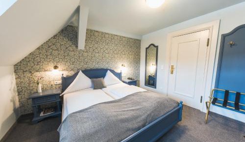 Small Double Room