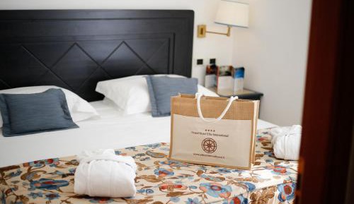 Junior Suite with Sea View (4 Adults)