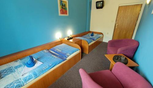 Twin Room with Shared Bathroom