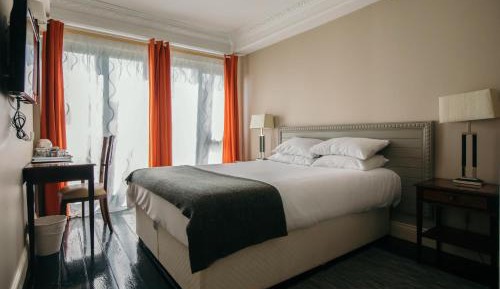 Deluxe Double Room with River View