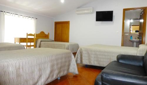 Family Room (5 Adults)