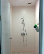 Queenstown Hostel | D (1 of 6 beds) Students' hostel 3 mins from NUS