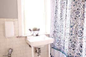 Central West End Apartment | RN Disinfected Vintage Studio Near Best of STL CWE