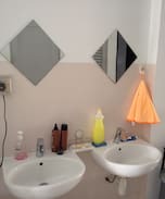 Queenstown Hostel | D (1 of 6 beds) Students' hostel 3 mins from NUS