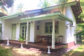 Unawatuna Villa | Private villa in Unawatuna near the beach