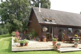 Glenlivet Bed & Breakfast | Glenburn Lodge on the banks of the spey