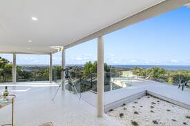 Port Macquarie Apartment | Grand Horizon with sweeping Ocean View month only