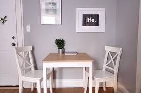 Central West End Apartment | RN Disinfected Vintage Studio Near Best of STL CWE