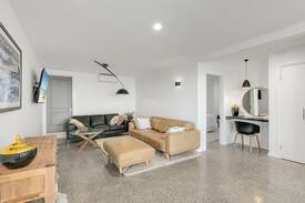 Port Macquarie Apartment | Grand Horizon with sweeping Ocean View month only
