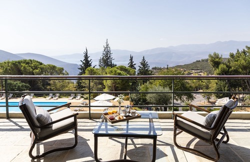 Delfoi Hotel | Amalia Hotel Delphi