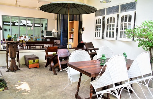 Udon Thani Hotel | Baan Rare Guesthouse