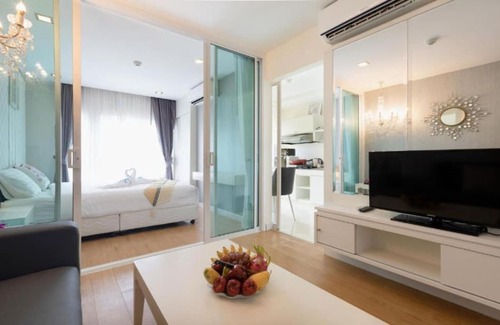 Ban Bo Han Hotel | Backpacker Street Airport Place