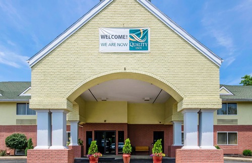 Carrollton Hotel | Quality Inn