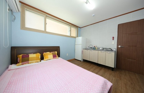 Kunip Hotel | Boryeong 2-Night Pension